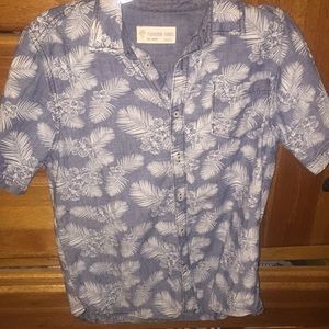 Boys hawaiian button up